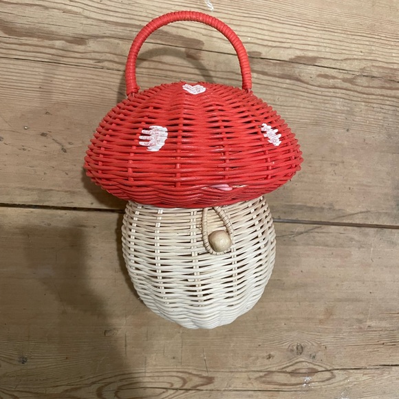 Red and Cream Wicker Mushroom Bag - Picture 3 of 5